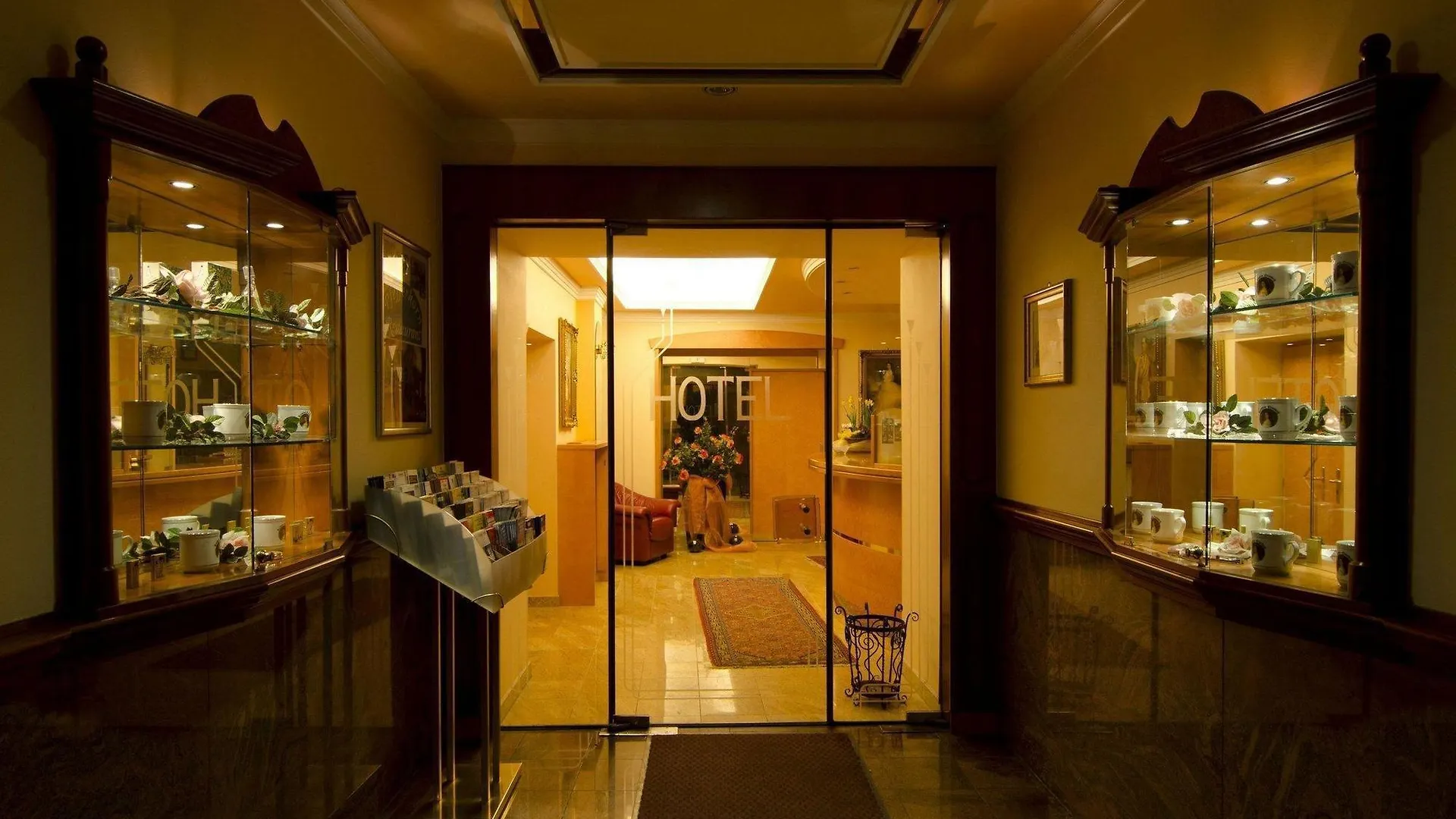 Hotel Cryston Wien