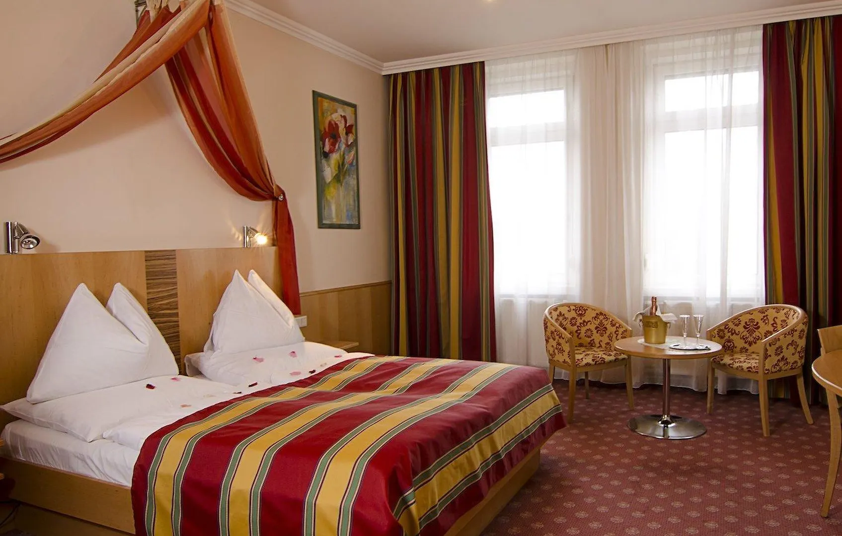 Hotel Cryston Vienna 3*,  Austria