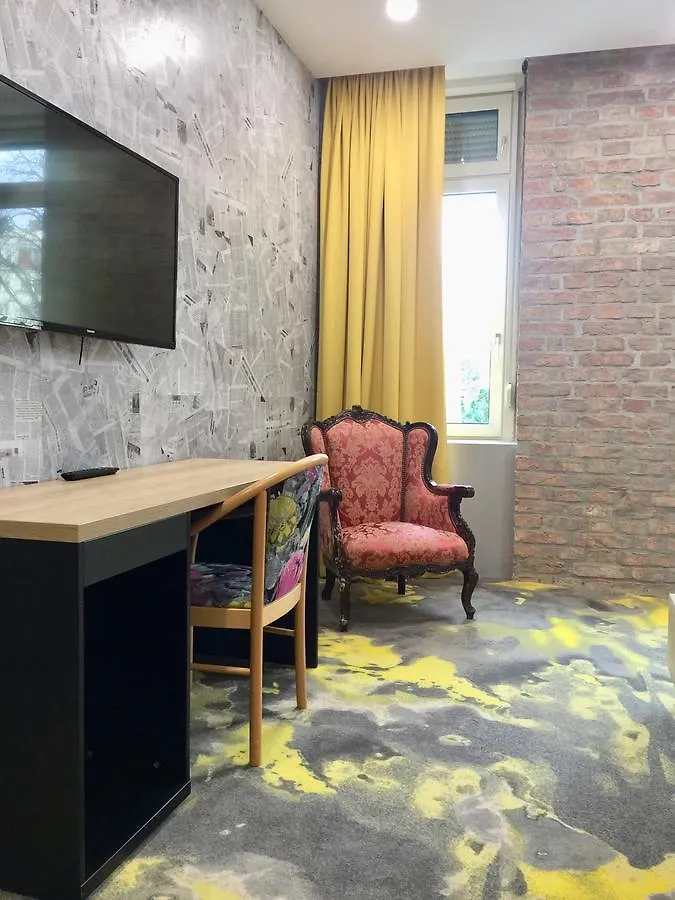 ***  Hotel Cryston Vienna Austria