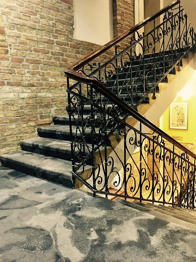 Hotel Cryston Wien