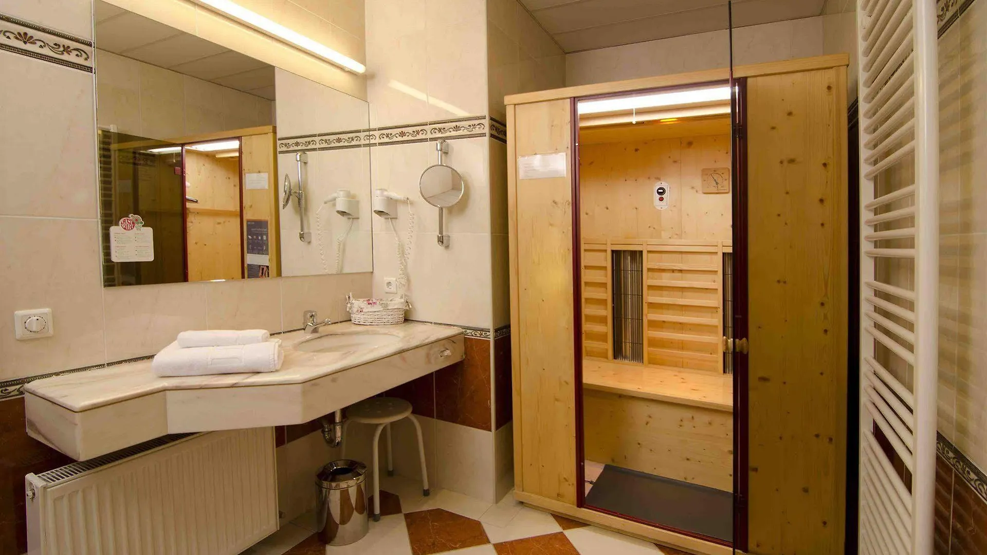 Hotel Cryston Vienna