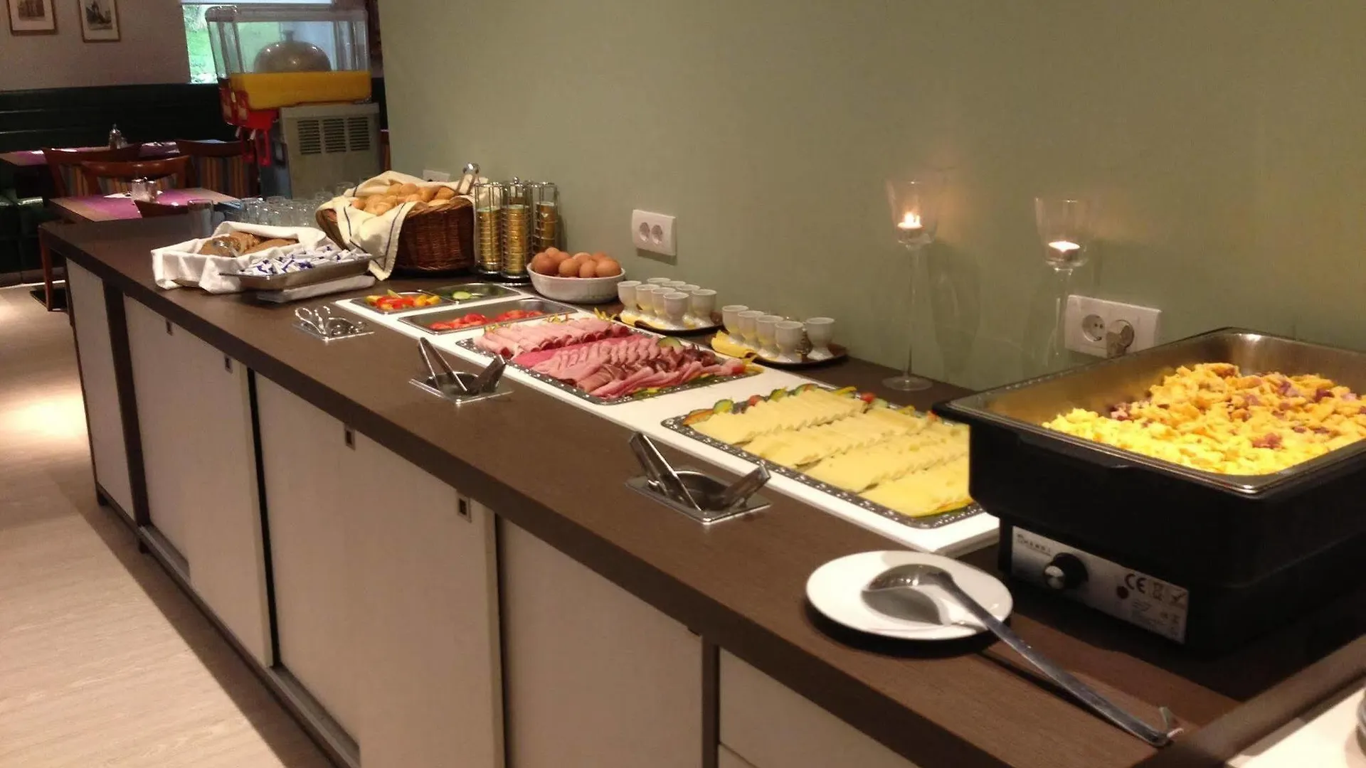 Hotel Cryston Viena