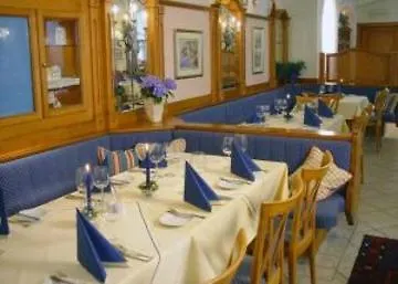 ***  Hotel Cryston Vienna Austria
